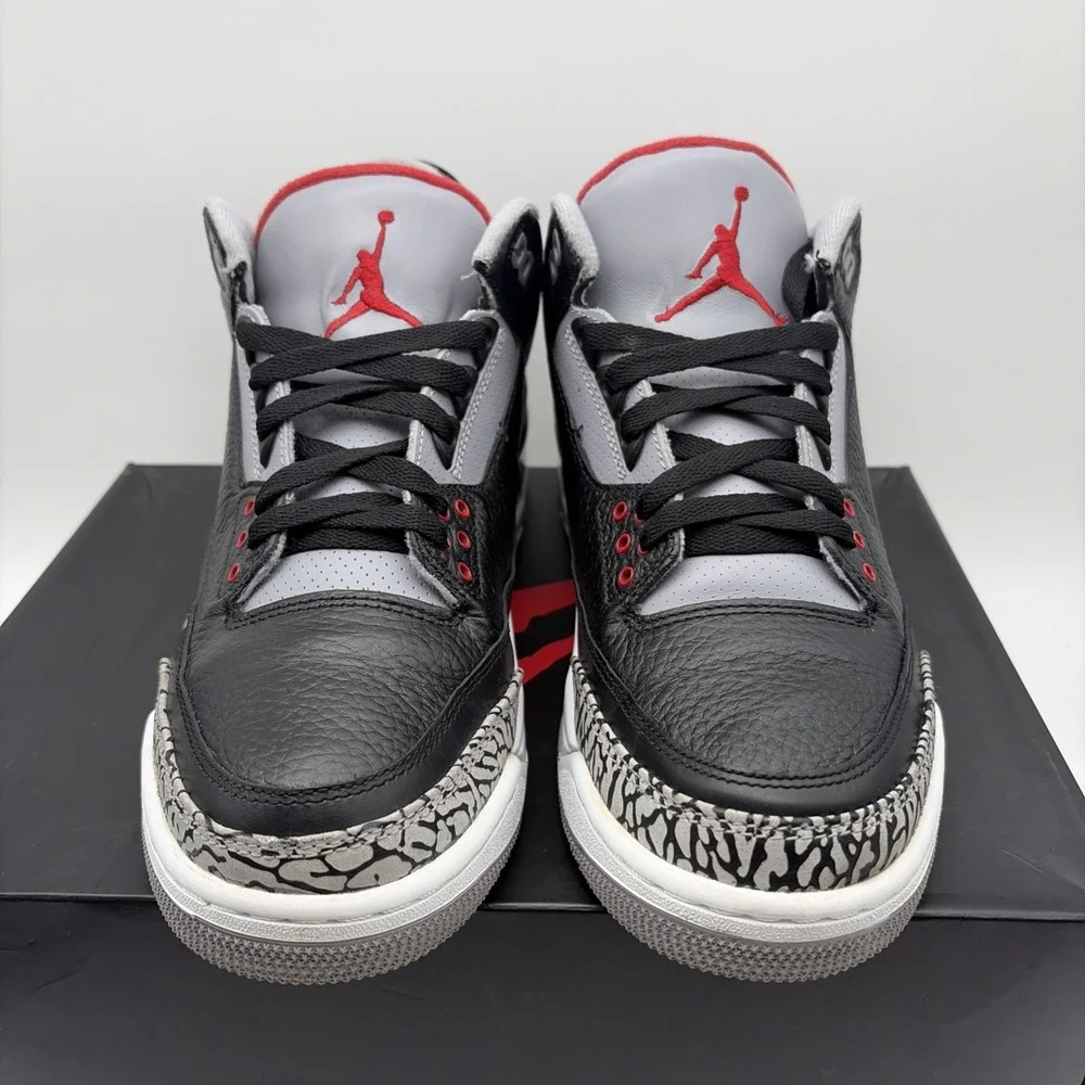 Size 9 - Jordan 3 Retro release 2011 (136064-010)